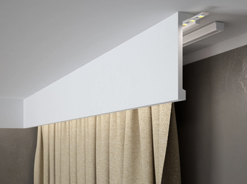 Biała Osłona na Karnisz QL036H z PolyForce, wymiary 300 x 4.16 x 14,8 cm